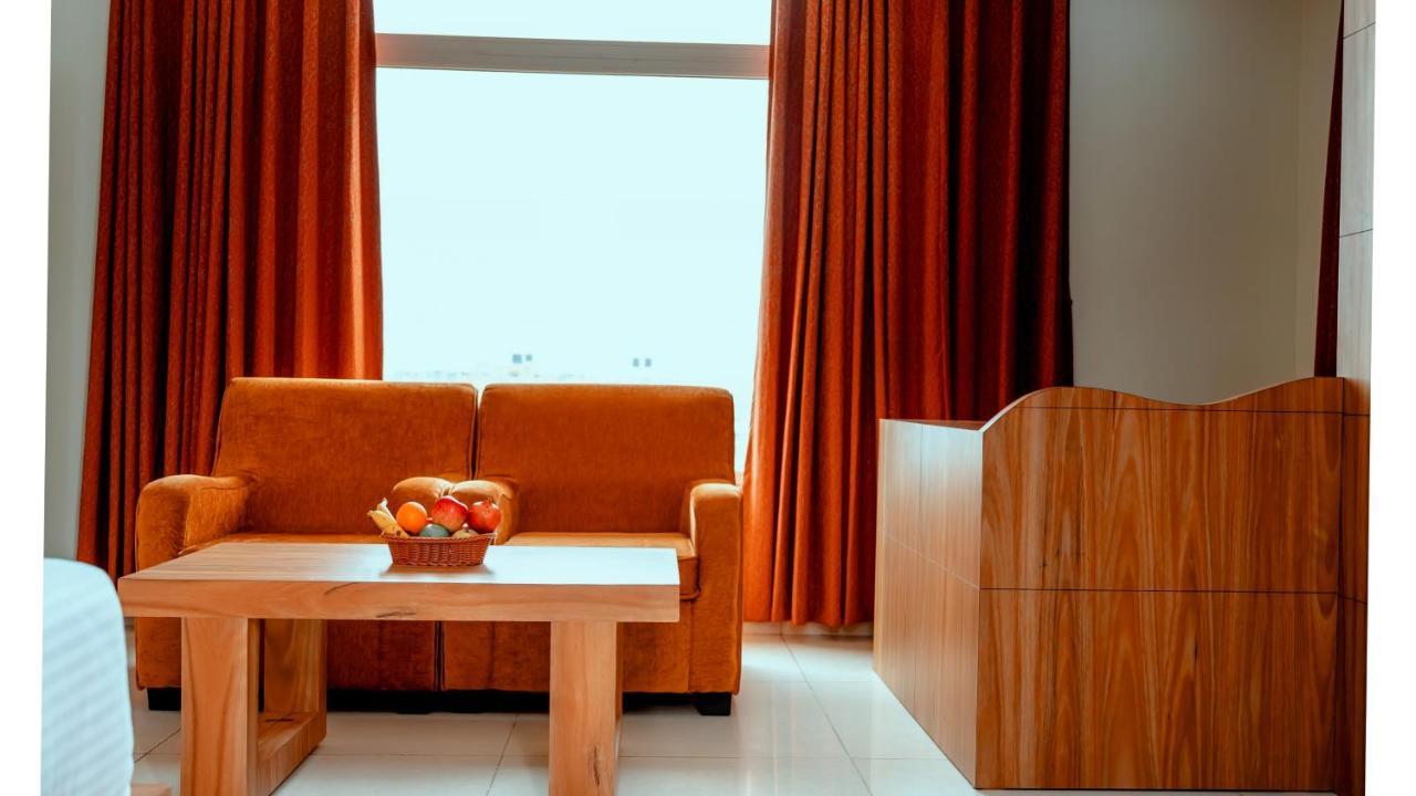 Hotel Dc Star Tarapith Kültér fotó
