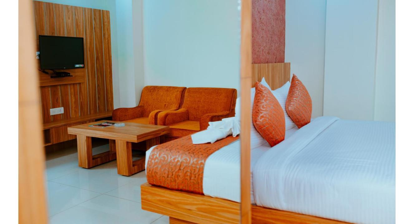 Hotel Dc Star Tarapith Kültér fotó