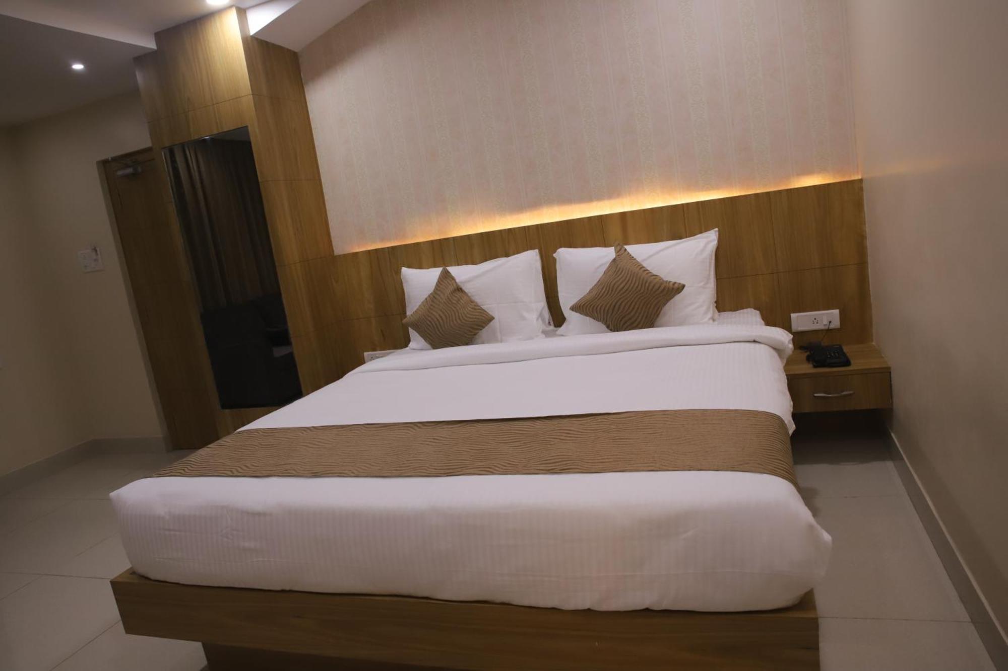 Hotel Dc Star Tarapith Kültér fotó